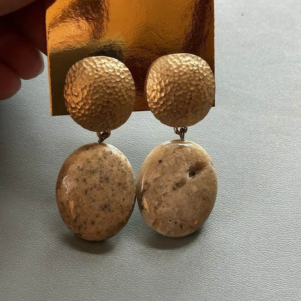 Handcrafted Oval Stone Metal Dangle Earrings Clip-On Beige Gold